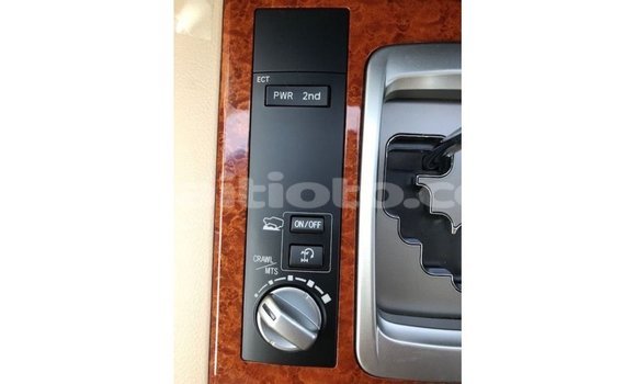 Acheter Import Voiture Toyota Land Cruiser Noir à Import - Dubai, Artibonite Acheter Import Voiture Toyota Land Cruiser Noir à Import - Dubai, Artibonite