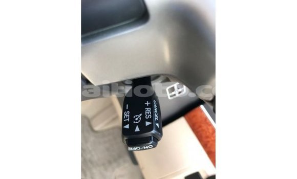 Acheter Import Voiture Toyota Land Cruiser Noir à Import - Dubai, Artibonite Acheter Import Voiture Toyota Land Cruiser Noir à Import - Dubai, Artibonite