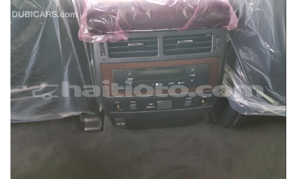 Acheter Import Voiture Toyota Land Cruiser Noir à Import - Dubai, Artibonite Acheter Import Voiture Toyota Land Cruiser Noir à Import - Dubai, Artibonite