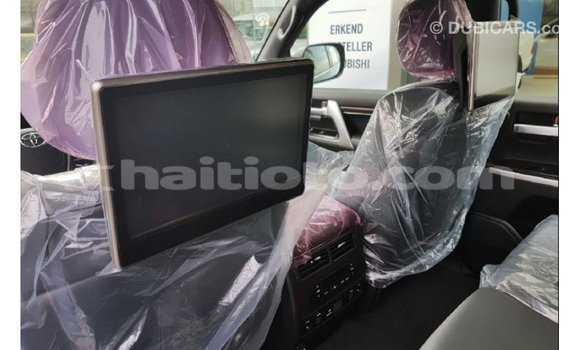 Acheter Import Voiture Toyota Land Cruiser Noir à Import - Dubai, Artibonite Acheter Import Voiture Toyota Land Cruiser Noir à Import - Dubai, Artibonite