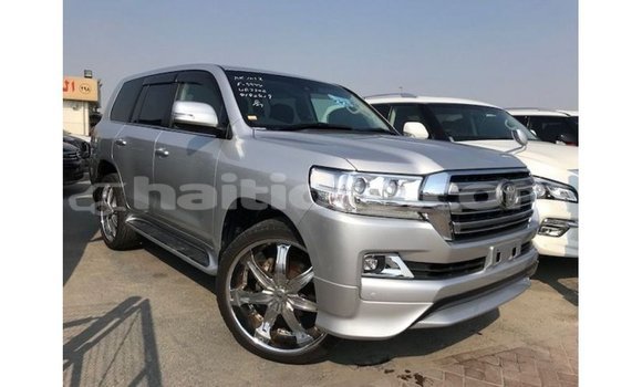 Acheter Import Voiture Toyota Land Cruiser Autre à Import - Dubai, Artibonite Acheter Import Voiture Toyota Land Cruiser Autre à Import - Dubai, Artibonite