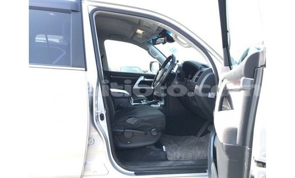 Acheter Import Voiture Toyota Land Cruiser Autre à Import - Dubai, Artibonite Acheter Import Voiture Toyota Land Cruiser Autre à Import - Dubai, Artibonite