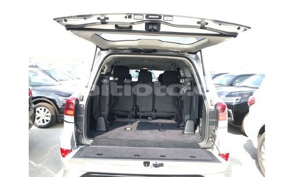 Acheter Import Voiture Toyota Land Cruiser Autre à Import - Dubai, Artibonite Acheter Import Voiture Toyota Land Cruiser Autre à Import - Dubai, Artibonite