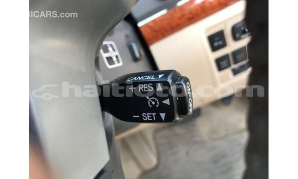 Acheter Import Voiture Toyota Land Cruiser Blanc à Import - Dubai, Artibonite Acheter Import Voiture Toyota Land Cruiser Blanc à Import - Dubai, Artibonite