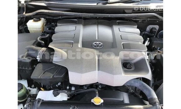 Acheter Import Voiture Toyota Land Cruiser Blanc à Import - Dubai, Artibonite Acheter Import Voiture Toyota Land Cruiser Blanc à Import - Dubai, Artibonite