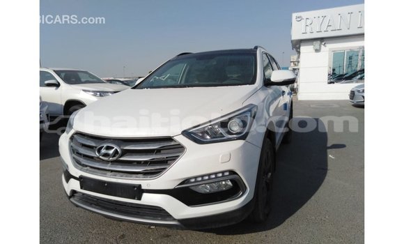 Acheter Import Voiture Hyundai Santa Fe Blanc à Import - Dubai, Artibonite Acheter Import Voiture Hyundai Santa Fe Blanc à Import - Dubai, Artibonite