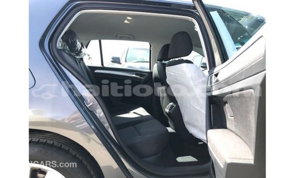Acheter Import Voiture Volkswagen Golf Autre à Import - Dubai, Artibonite Acheter Import Voiture Volkswagen Golf Autre à Import - Dubai, Artibonite