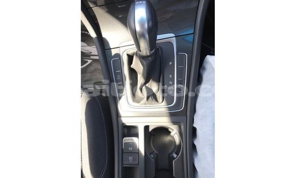 Acheter Import Voiture Volkswagen Golf Autre à Import - Dubai, Artibonite Acheter Import Voiture Volkswagen Golf Autre à Import - Dubai, Artibonite