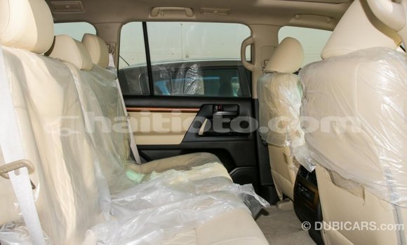Acheter Import Voiture Toyota Land Cruiser Autre à Import - Dubai, Artibonite Acheter Import Voiture Toyota Land Cruiser Autre à Import - Dubai, Artibonite
