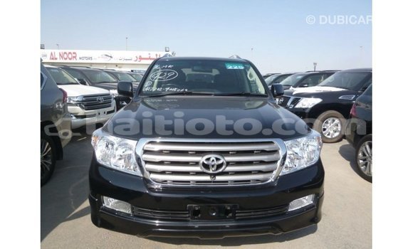 Acheter Import Voiture Toyota Land Cruiser Noir à Import - Dubai, Artibonite Acheter Import Voiture Toyota Land Cruiser Noir à Import - Dubai, Artibonite