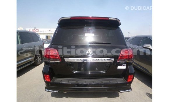 Acheter Import Voiture Toyota Land Cruiser Noir à Import - Dubai, Artibonite Acheter Import Voiture Toyota Land Cruiser Noir à Import - Dubai, Artibonite