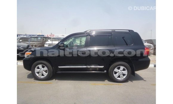Acheter Import Voiture Toyota Land Cruiser Noir à Import - Dubai, Artibonite Acheter Import Voiture Toyota Land Cruiser Noir à Import - Dubai, Artibonite