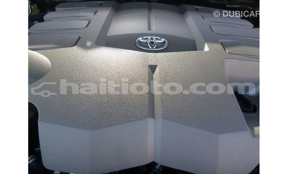 Acheter Import Voiture Toyota Land Cruiser Noir à Import - Dubai, Artibonite Acheter Import Voiture Toyota Land Cruiser Noir à Import - Dubai, Artibonite