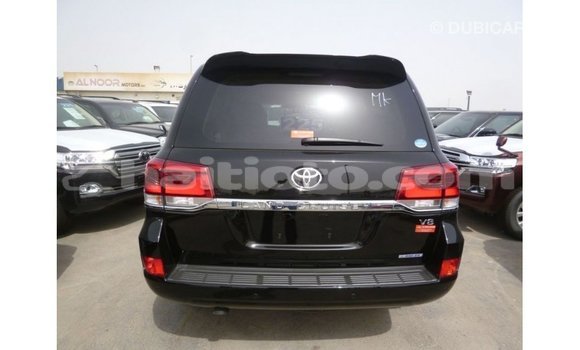 Acheter Import Voiture Toyota Land Cruiser Noir à Import - Dubai, Artibonite Acheter Import Voiture Toyota Land Cruiser Noir à Import - Dubai, Artibonite