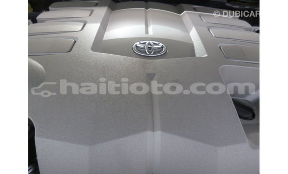 Acheter Import Voiture Toyota Land Cruiser Noir à Import - Dubai, Artibonite Acheter Import Voiture Toyota Land Cruiser Noir à Import - Dubai, Artibonite