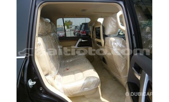 Acheter Import Voiture Toyota Land Cruiser Noir à Import - Dubai, Artibonite Acheter Import Voiture Toyota Land Cruiser Noir à Import - Dubai, Artibonite