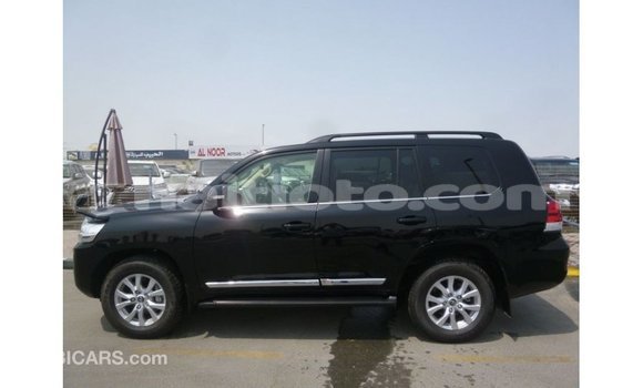 Acheter Import Voiture Toyota Land Cruiser Noir à Import - Dubai, Artibonite Acheter Import Voiture Toyota Land Cruiser Noir à Import - Dubai, Artibonite