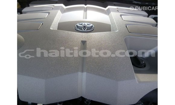 Acheter Import Voiture Toyota Land Cruiser Noir à Import - Dubai, Artibonite Acheter Import Voiture Toyota Land Cruiser Noir à Import - Dubai, Artibonite