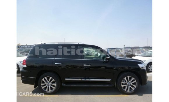 Acheter Import Voiture Toyota Land Cruiser Noir à Import - Dubai, Artibonite Acheter Import Voiture Toyota Land Cruiser Noir à Import - Dubai, Artibonite