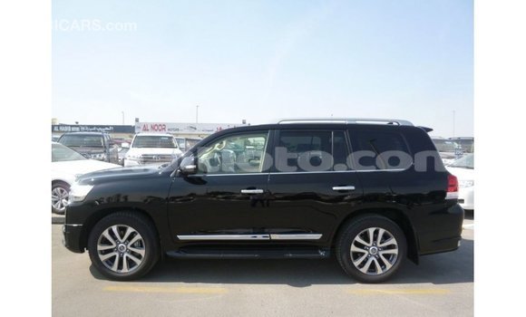 Acheter Import Voiture Toyota Land Cruiser Noir à Import - Dubai, Artibonite Acheter Import Voiture Toyota Land Cruiser Noir à Import - Dubai, Artibonite