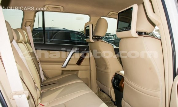 Acheter Import Voiture Toyota Prado Blanc à Import - Dubai, Artibonite Acheter Import Voiture Toyota Prado Blanc à Import - Dubai, Artibonite