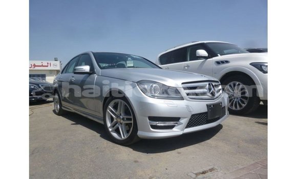 Acheter Import Voiture Mercedes-Benz 200 Autre à Import - Dubai, Artibonite Acheter Import Voiture Mercedes-Benz 200 Autre à Import - Dubai, Artibonite
