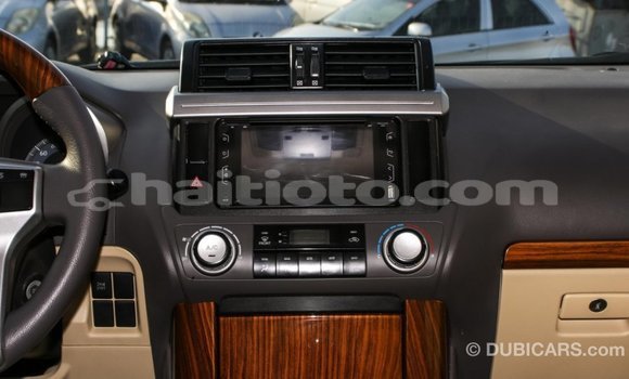 Acheter Import Voiture Toyota Prado Blanc à Import - Dubai, Artibonite Acheter Import Voiture Toyota Prado Blanc à Import - Dubai, Artibonite
