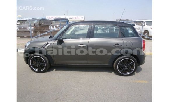 Acheter Import Voiture Mini Cooper Marron à Import - Dubai, Artibonite Acheter Import Voiture Mini Cooper Marron à Import - Dubai, Artibonite