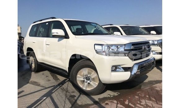 Acheter Import Voiture Toyota Land Cruiser Blanc à Import - Dubai, Artibonite Acheter Import Voiture Toyota Land Cruiser Blanc à Import - Dubai, Artibonite
