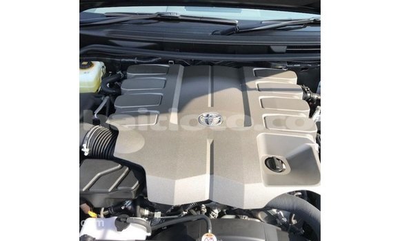 Acheter Import Voiture Toyota Land Cruiser Noir à Import - Dubai, Artibonite Acheter Import Voiture Toyota Land Cruiser Noir à Import - Dubai, Artibonite