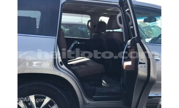 Acheter Import Voiture Toyota Land Cruiser Autre à Import - Dubai, Artibonite Acheter Import Voiture Toyota Land Cruiser Autre à Import - Dubai, Artibonite