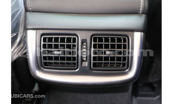 Acheter Import Voiture Toyota Hilux Blanc à Import - Dubai, Artibonite Acheter Import Voiture Toyota Hilux Blanc à Import - Dubai, Artibonite