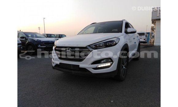 Acheter Import Voiture Hyundai Tucson Blanc à Import - Dubai, Artibonite Acheter Import Voiture Hyundai Tucson Blanc à Import - Dubai, Artibonite