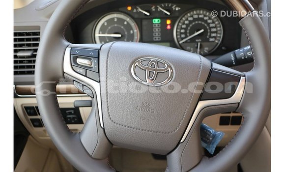 Acheter Import Voiture Toyota Land Cruiser Blanc à Import - Dubai, Artibonite Acheter Import Voiture Toyota Land Cruiser Blanc à Import - Dubai, Artibonite