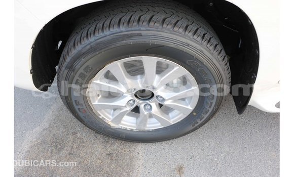 Acheter Import Voiture Toyota Land Cruiser Blanc à Import - Dubai, Artibonite Acheter Import Voiture Toyota Land Cruiser Blanc à Import - Dubai, Artibonite