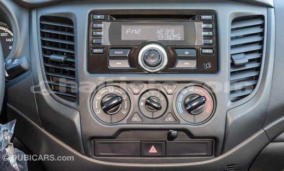 Acheter Import Voiture Mitsubishi L200 Blanc à Import - Dubai, Artibonite Acheter Import Voiture Mitsubishi L200 Blanc à Import - Dubai, Artibonite