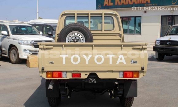 Acheter Import Voiture Toyota Land Cruiser Beige à Import - Dubai, Artibonite Acheter Import Voiture Toyota Land Cruiser Beige à Import - Dubai, Artibonite