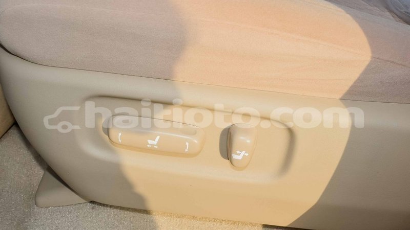 Big with watermark toyota land cruiser artibonite import dubai 2449
