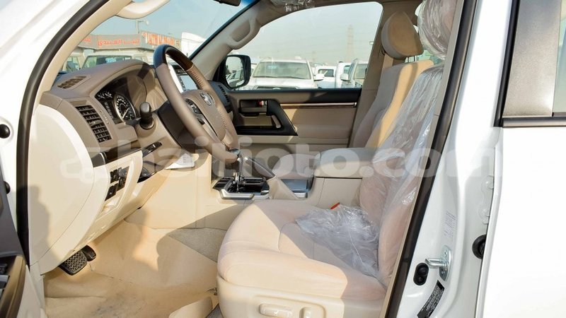 Big with watermark toyota land cruiser artibonite import dubai 2449