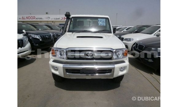 Acheter Import Voiture Toyota Land Cruiser Blanc à Import - Dubai, Artibonite Acheter Import Voiture Toyota Land Cruiser Blanc à Import - Dubai, Artibonite