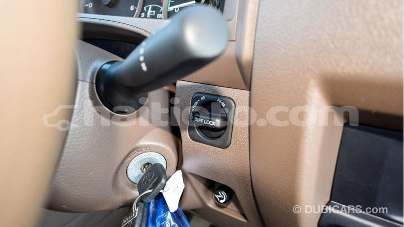 Big with watermark toyota land cruiser artibonite import dubai 2466