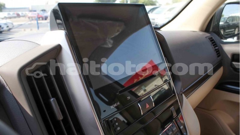 Big with watermark toyota land cruiser artibonite import dubai 2468
