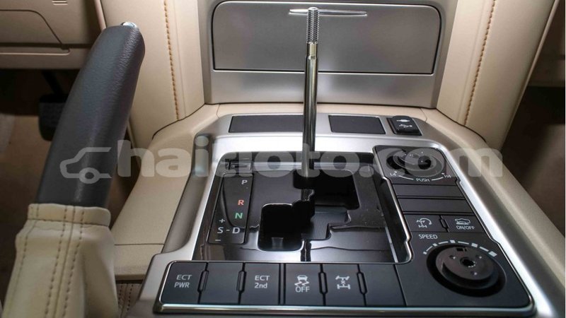 Big with watermark toyota land cruiser artibonite import dubai 2468