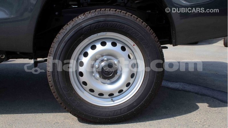 Big with watermark toyota hilux artibonite import dubai 2469