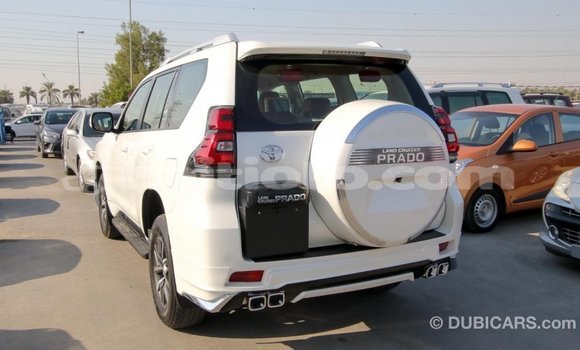 Acheter Import Voiture Toyota Prado Blanc à Import - Dubai, Artibonite Acheter Import Voiture Toyota Prado Blanc à Import - Dubai, Artibonite