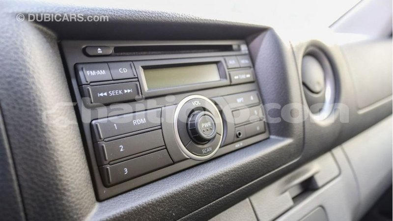 Big with watermark nissan urvan artibonite import dubai 2474