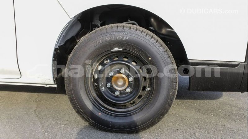 Big with watermark nissan urvan artibonite import dubai 2474
