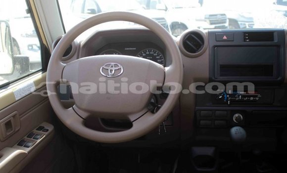 Acheter Import Voiture Toyota Land Cruiser Beige à Import - Dubai, Artibonite Acheter Import Voiture Toyota Land Cruiser Beige à Import - Dubai, Artibonite