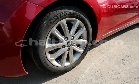 Acheter Import Voiture Hyundai Elantra Rouge à Import - Dubai, Artibonite