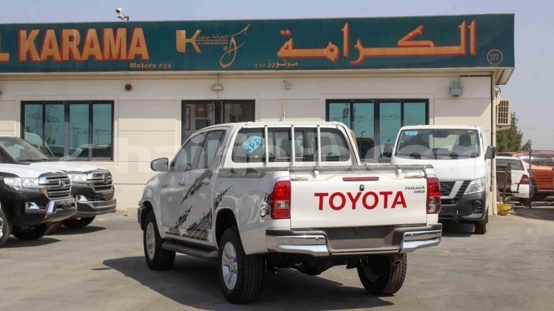 Big with watermark toyota hilux artibonite import dubai 2481